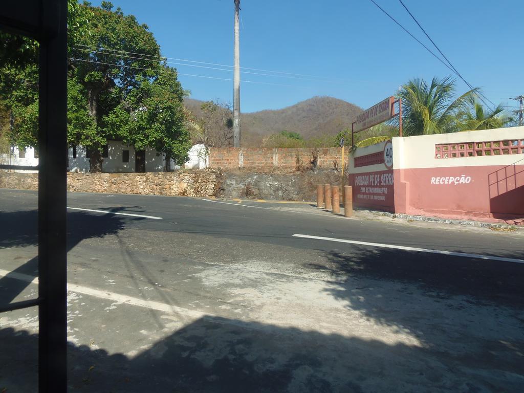 Pousada Pe De Serra Baturite Bagian luar foto